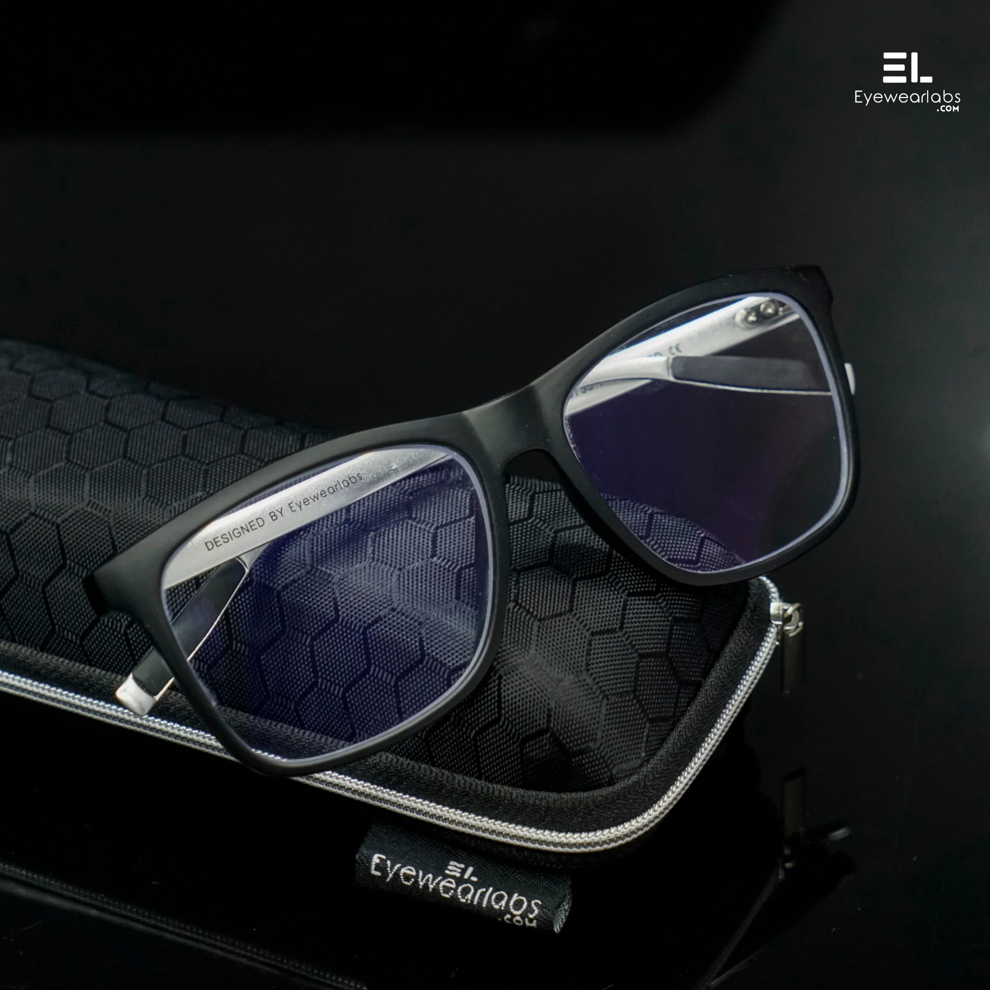Nightwing Blue Light Glasses - Image 4